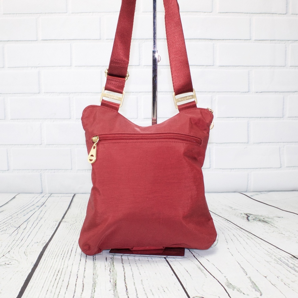 Baggillini Red Gold Hardware Crossbody Purse Bag - Picture 4 of 8